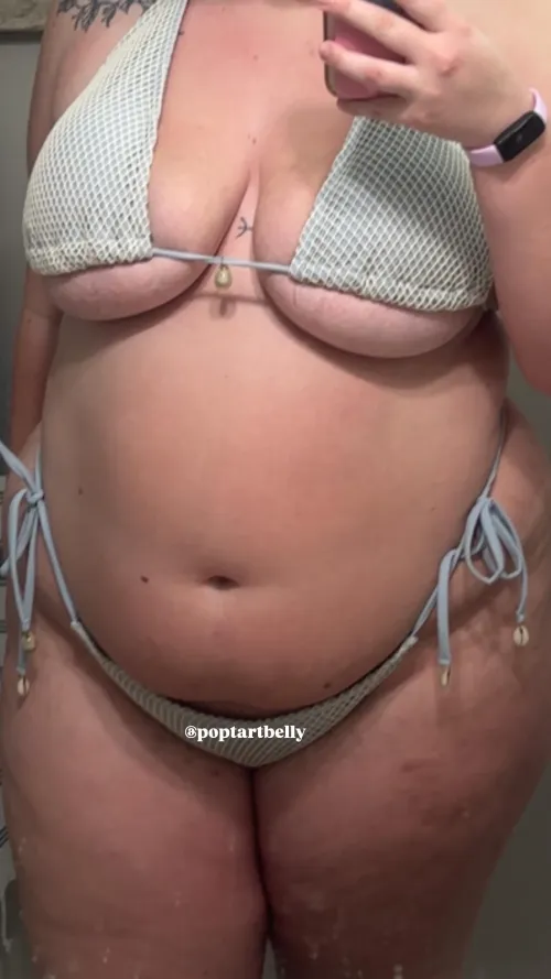 Am I too fat for a tiny bikini🐷