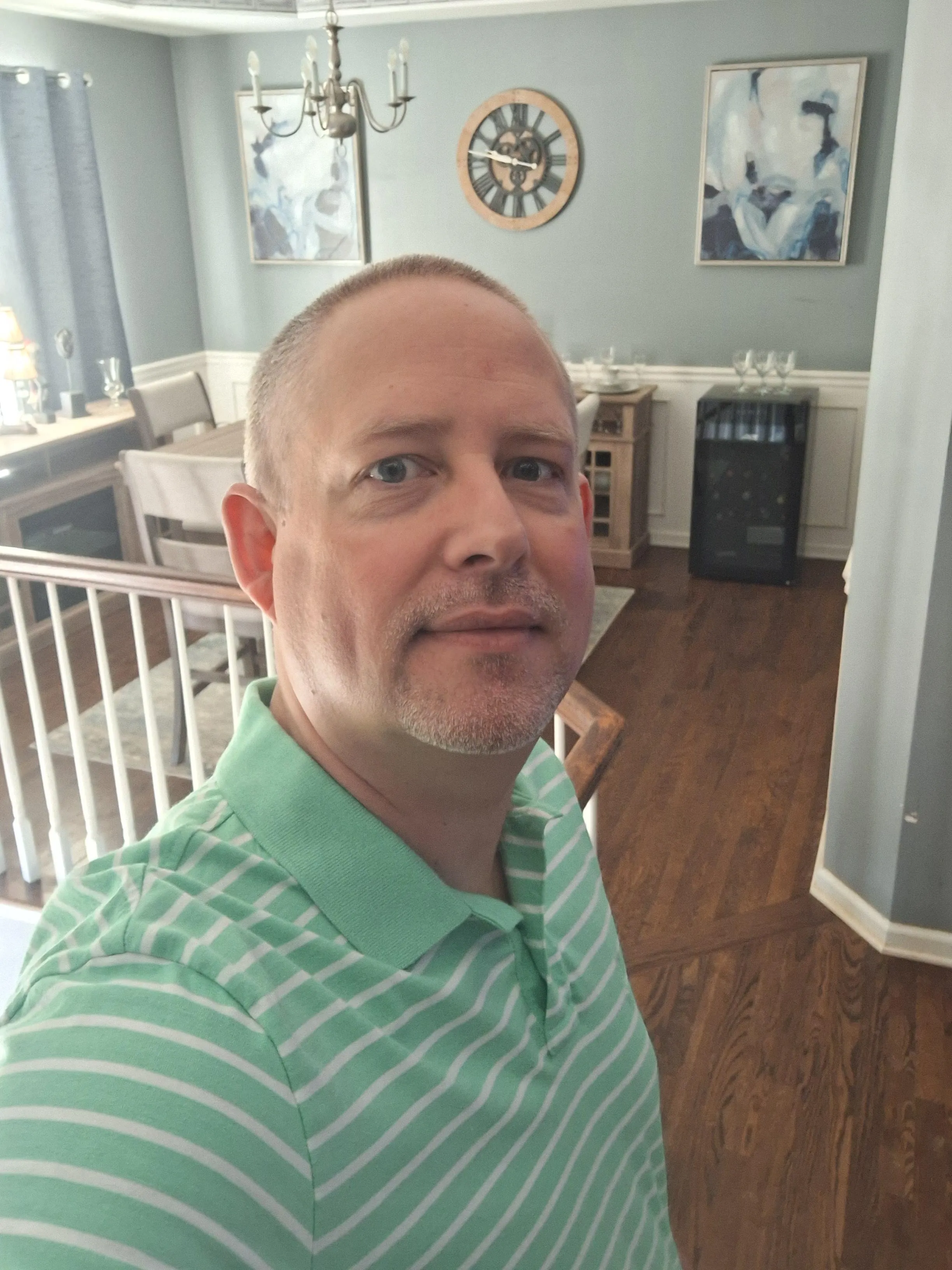 Free all day and night. Looking for a female that would like to have some fun.