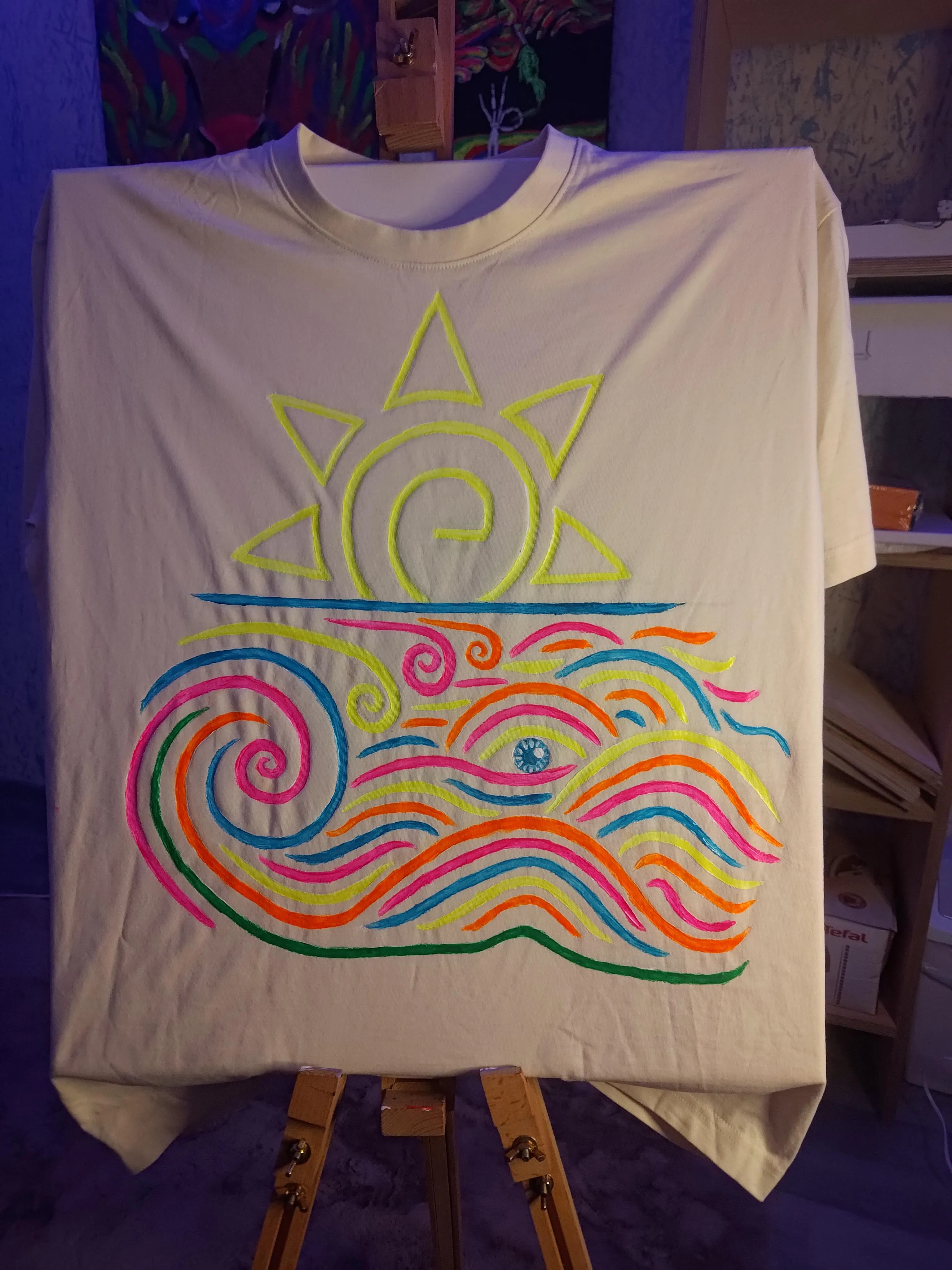 I Hand painted UV t-shirt