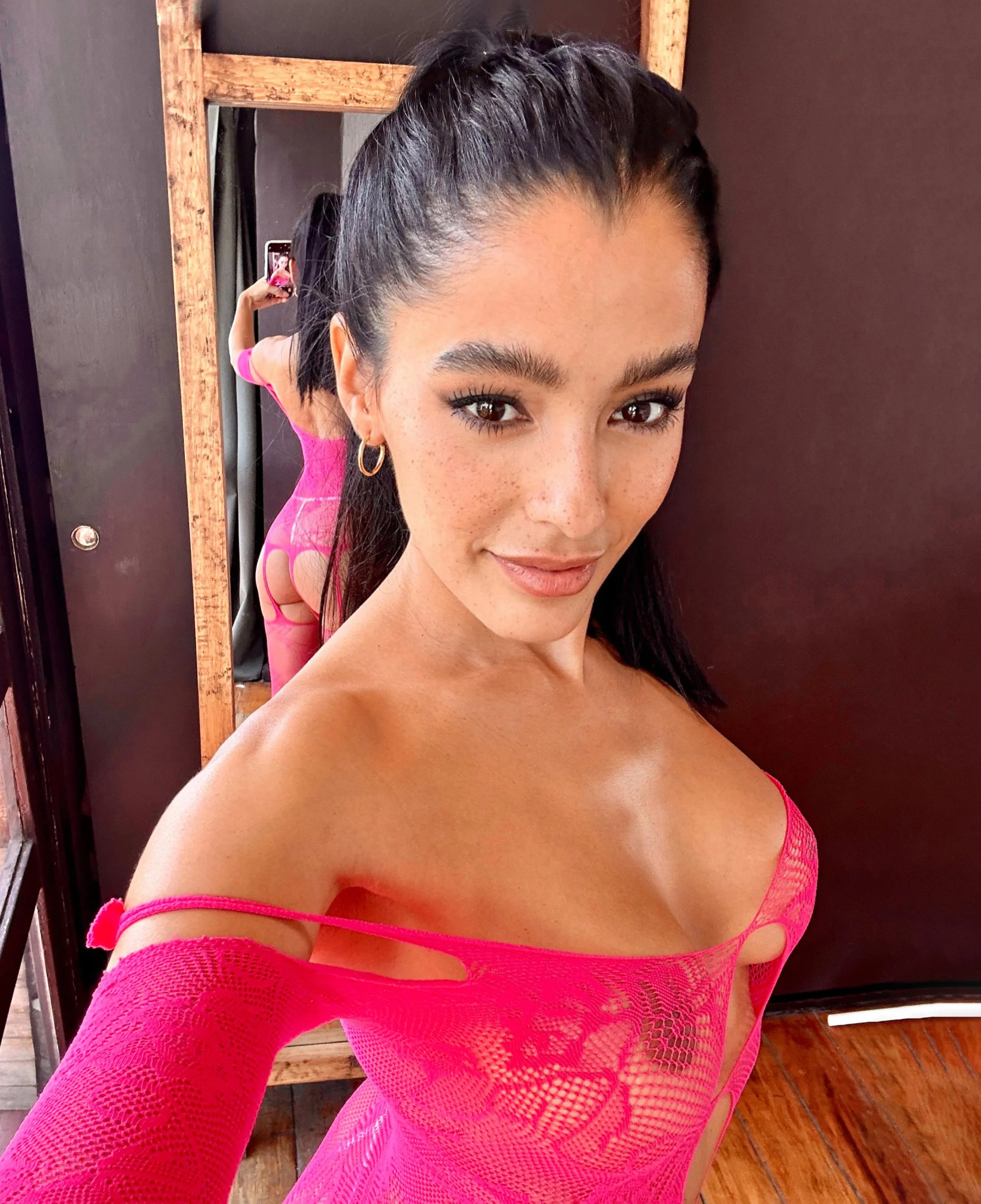 would you come round if i sent you this pic