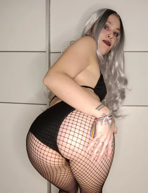 Im not sure if it's better with or without fishnet