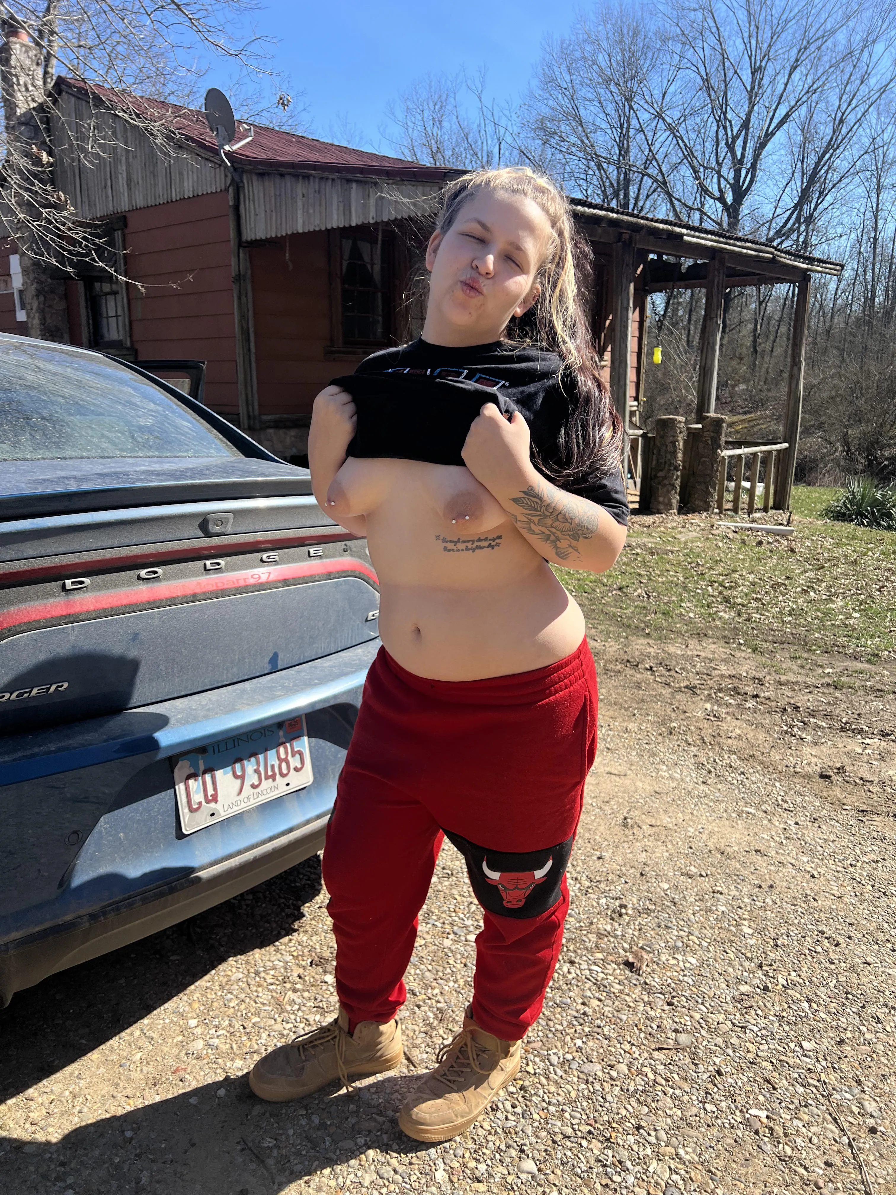 Taking a little walk and this weather is just telling me to free the girls (f27)