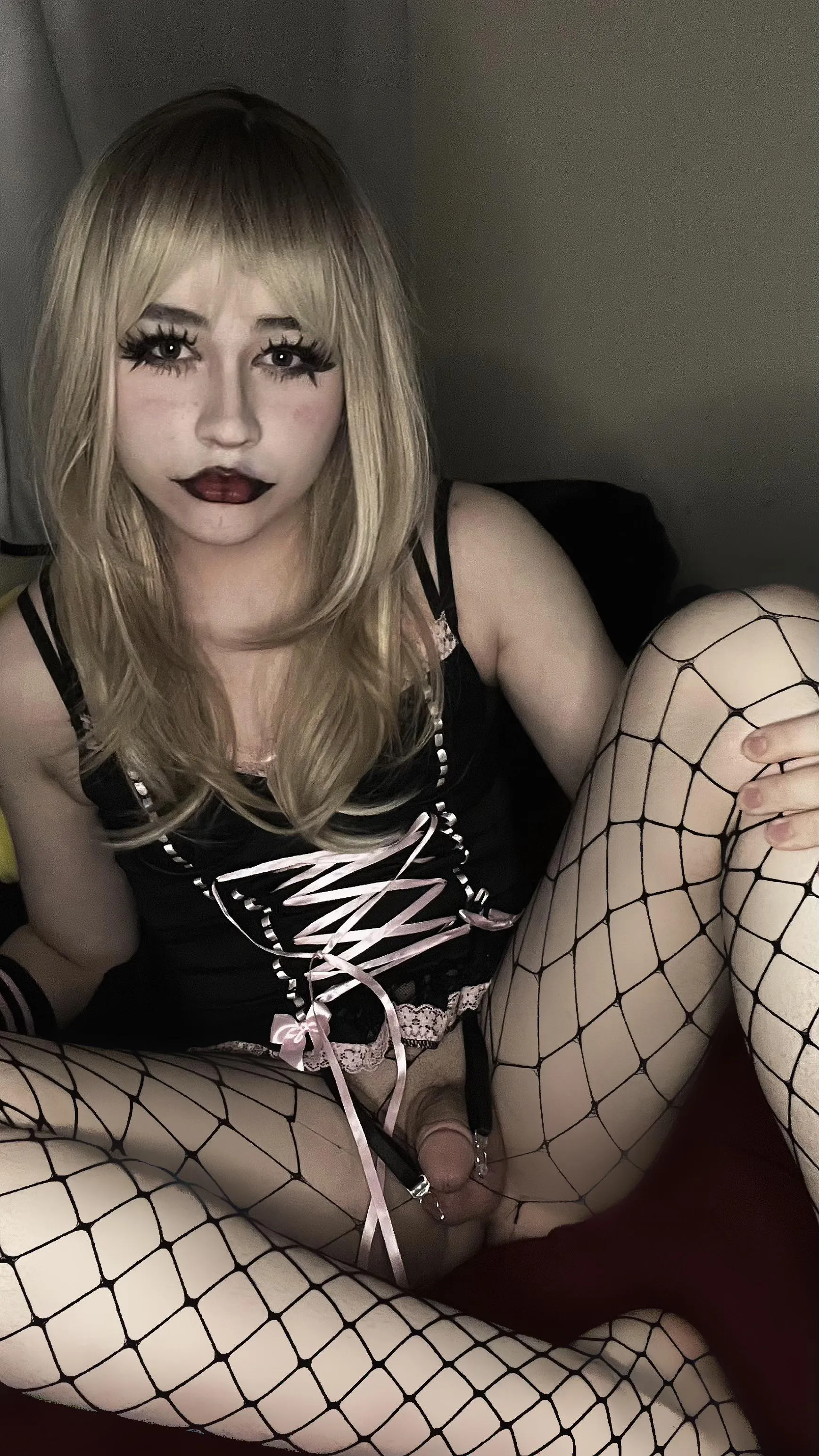 Top or bottom for me💋🖤