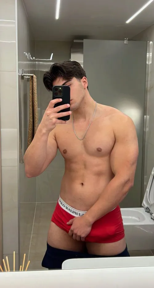 Which bulges more? My chest or massive BONER? 😈😈