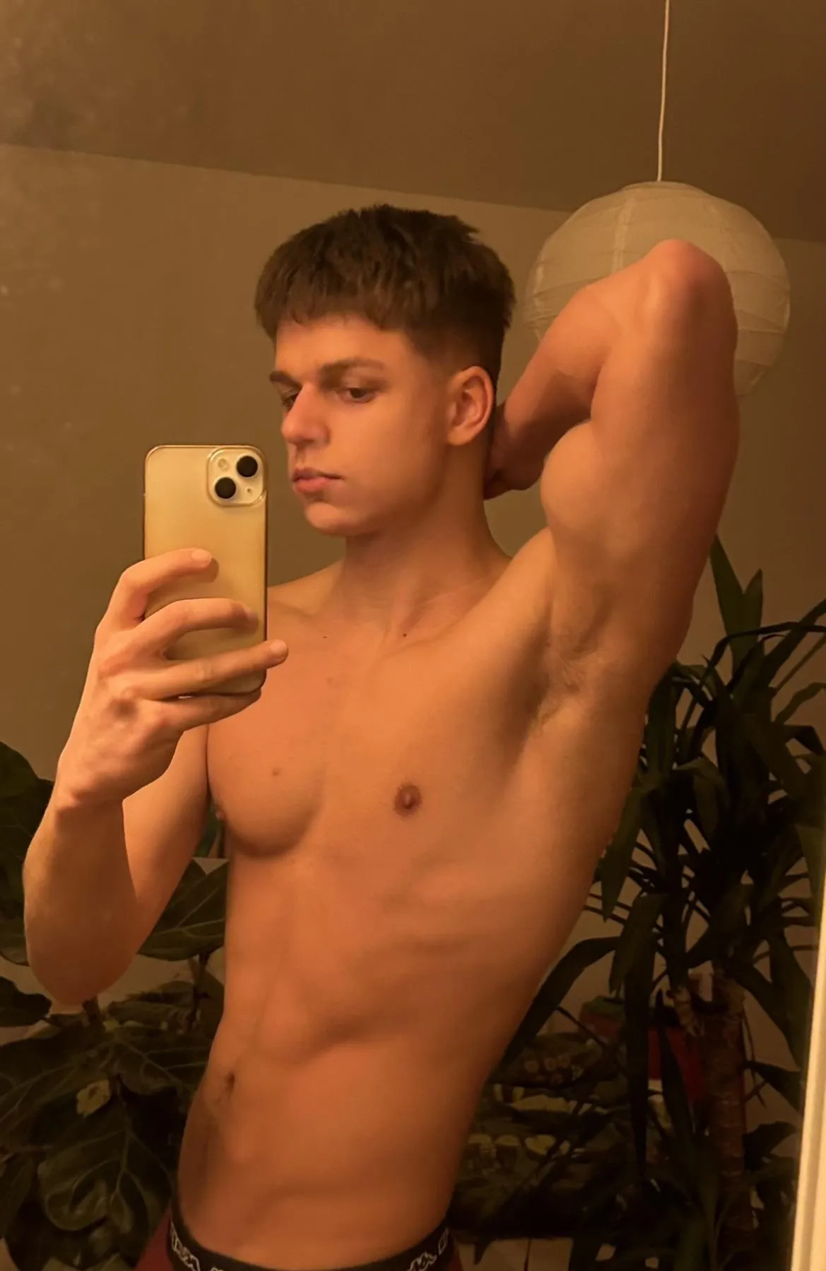 (20)Stick your nose in my musky pit