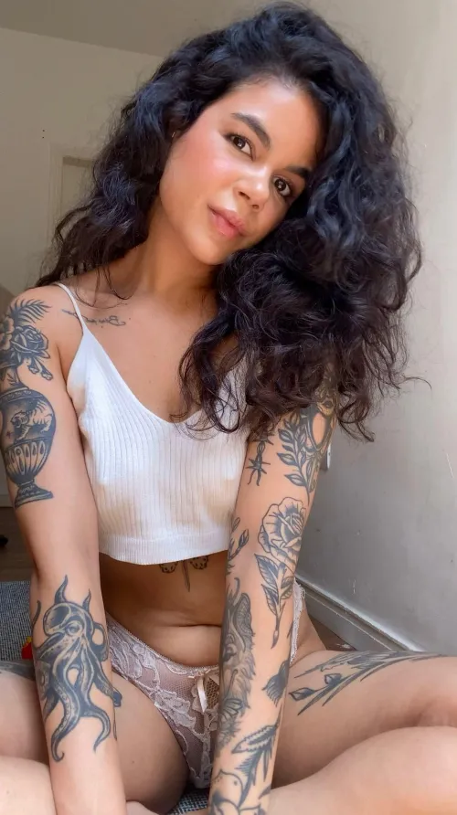 Gotta show off that cute tummy