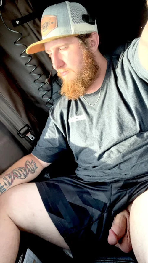 Just out here working towards the weekend 😎