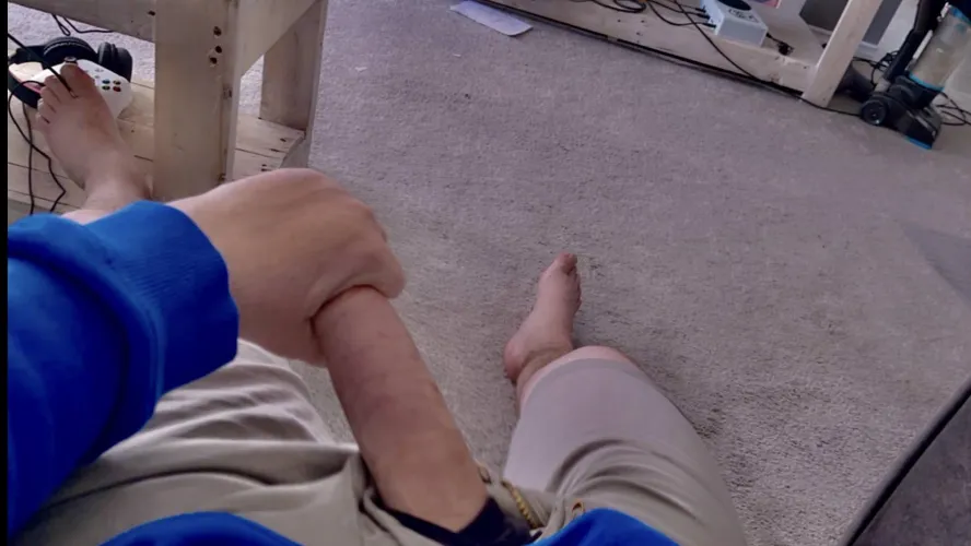 Just throwing in a morning wank before work balls we're full and tingly cock was throbbing