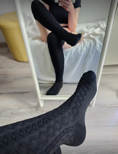 Say yes if you eat before fucking