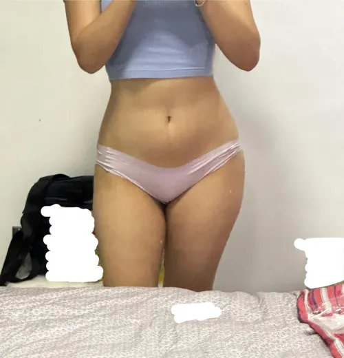 Seamless undies for today. ☺️❤️