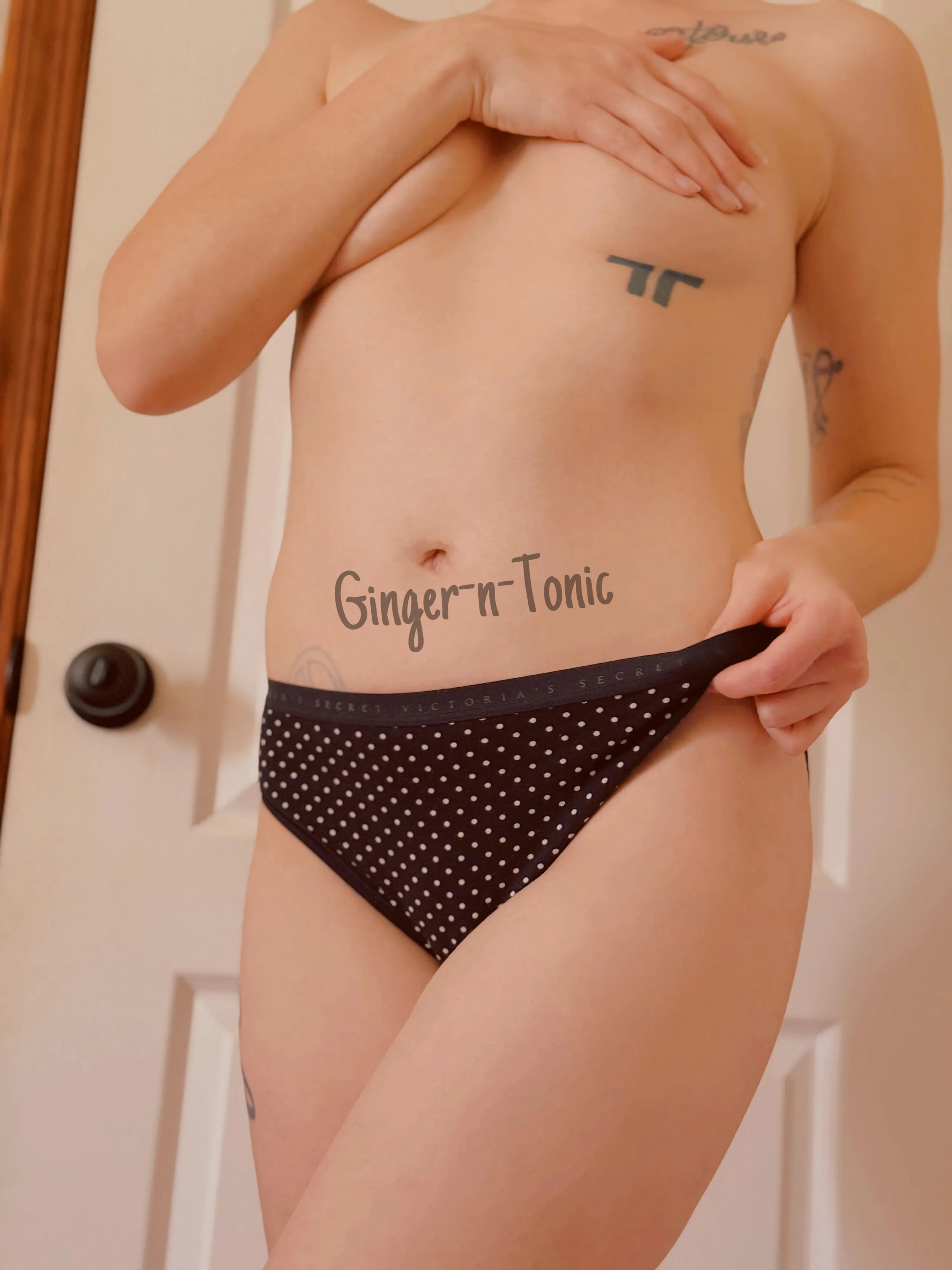 Soaked in your favorite tight wet pussy 💦