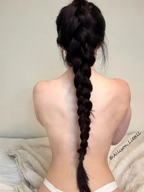 Thick dutch braid from the back