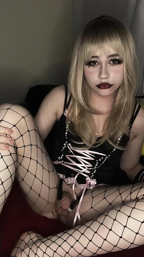 This position makes me feel so submissive 😣🥺🖤