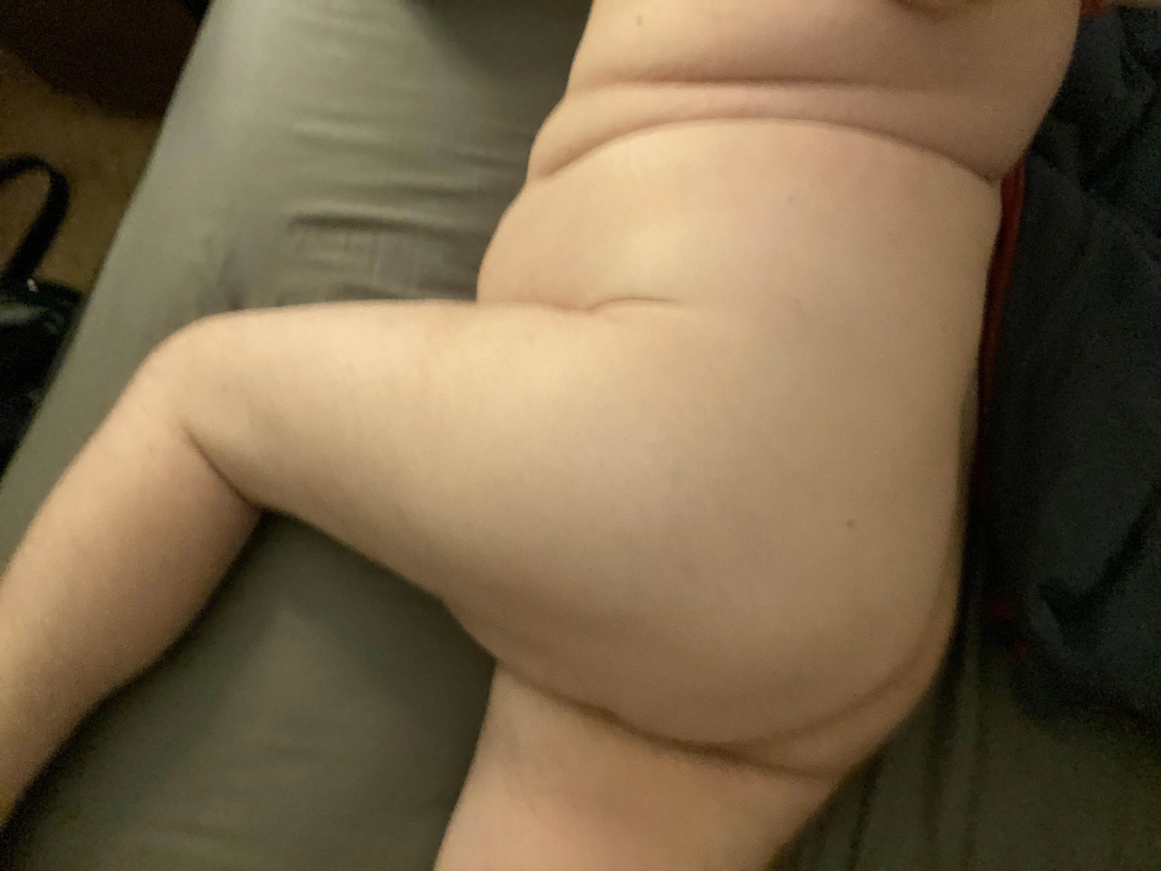 32 - I need someone to rail this thick ass.