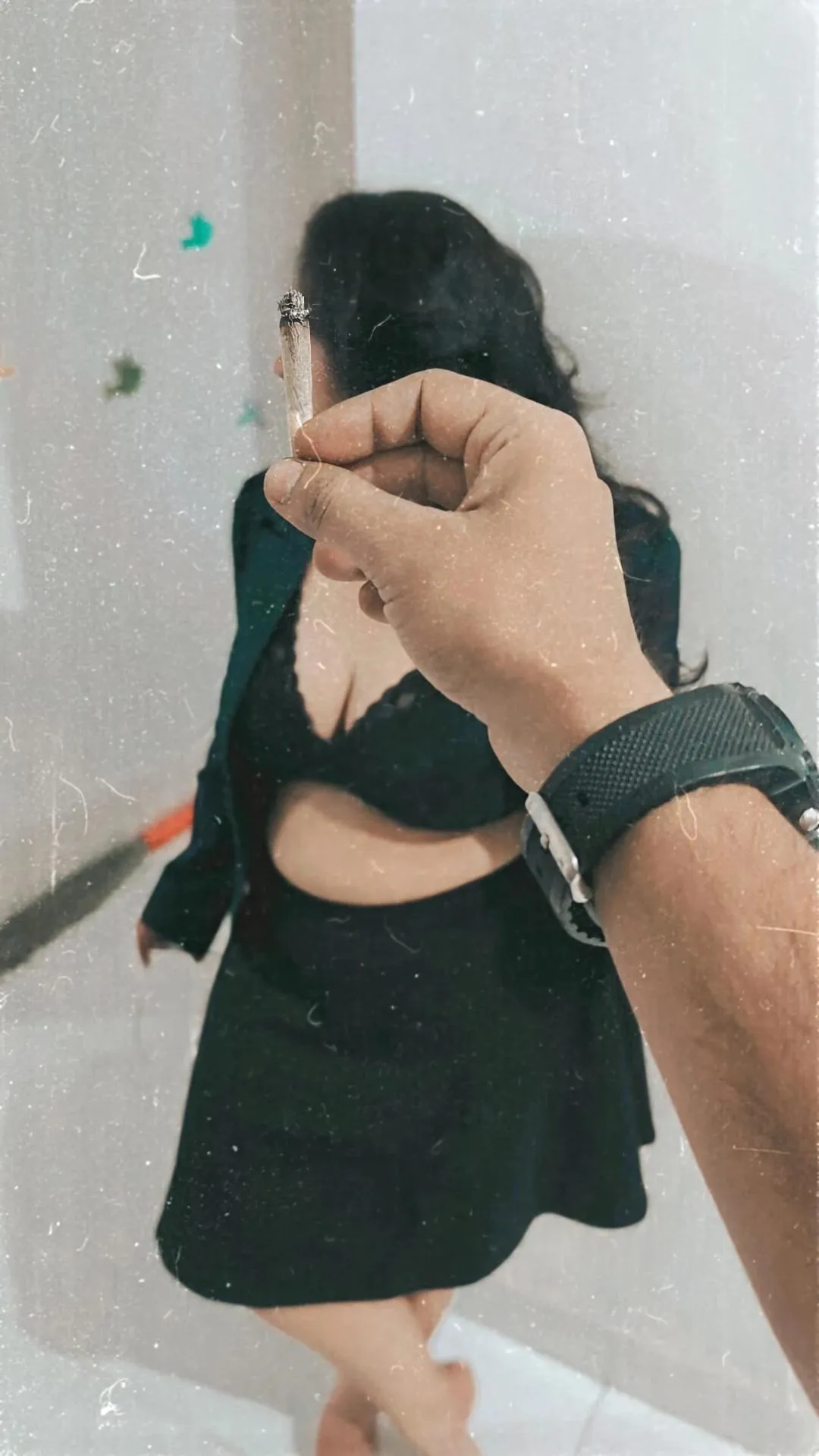 Any female want to explore kinks and contents?