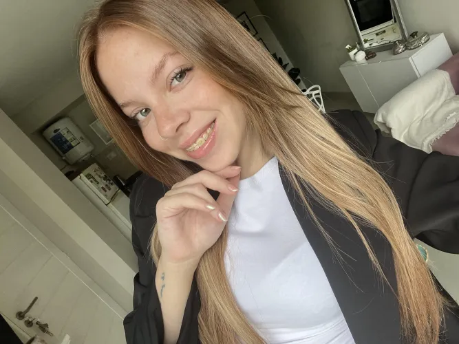 Can i be your sexy co-worker with braces