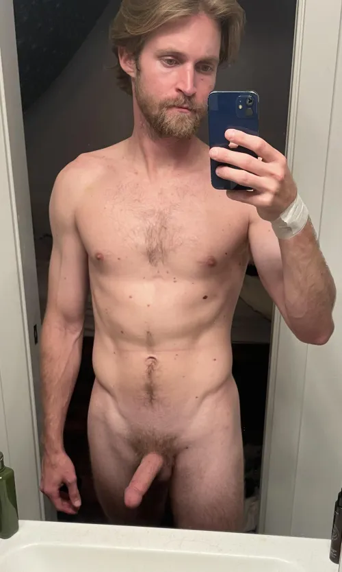 cleaned my mirror just for yall