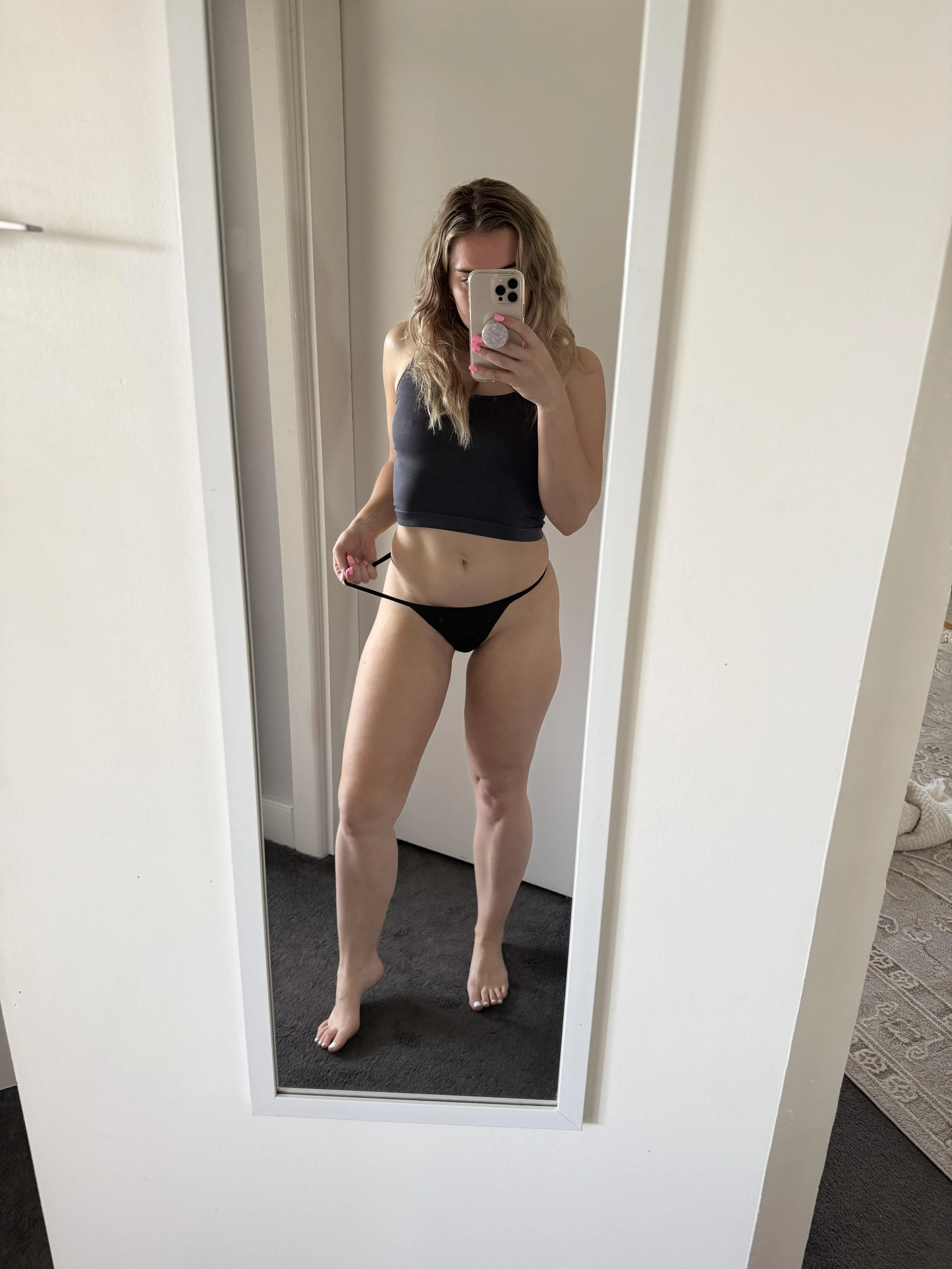 do I look hot in black?