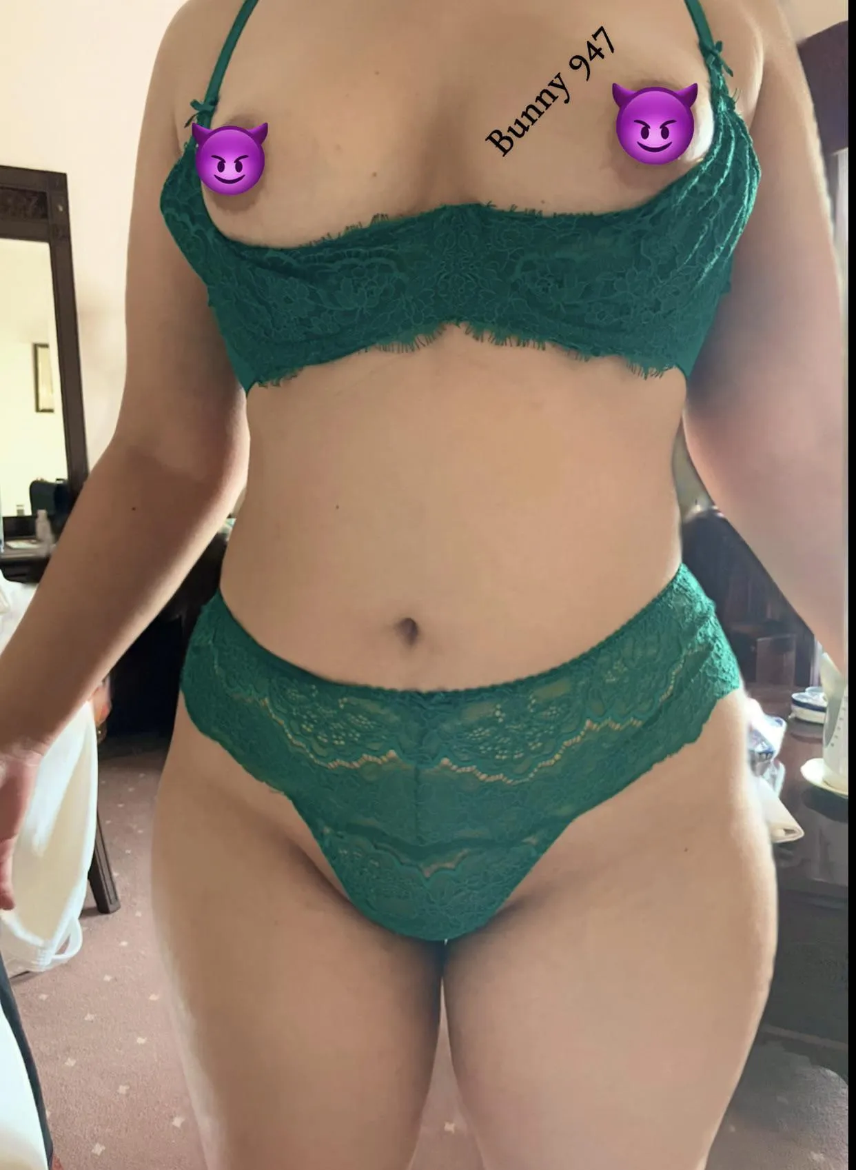 Hubby loves when his friends send him pics of me being a slut 😈