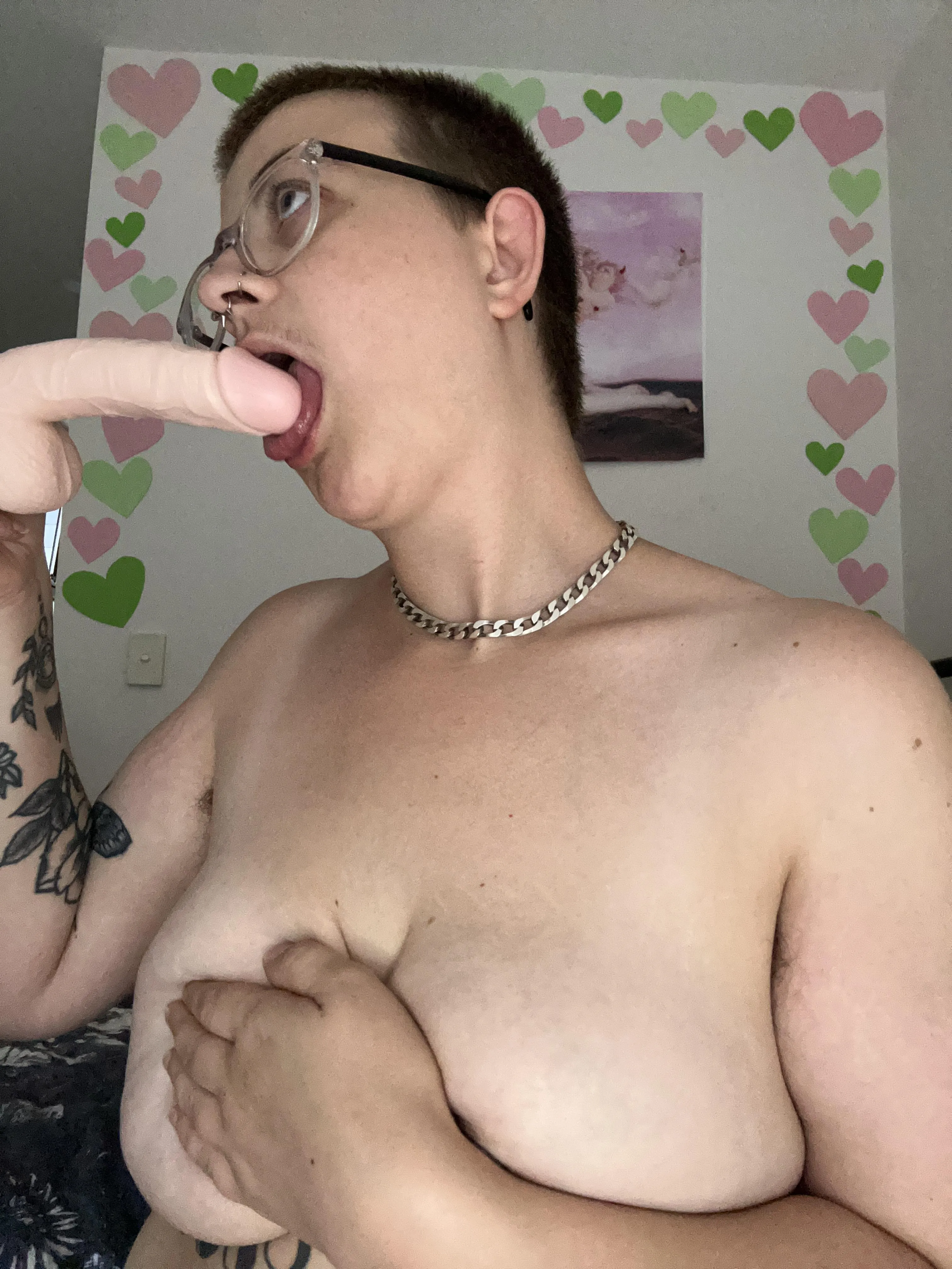i love sucking cock