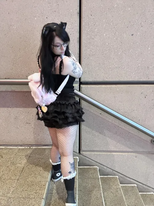 I need to sit on your face please