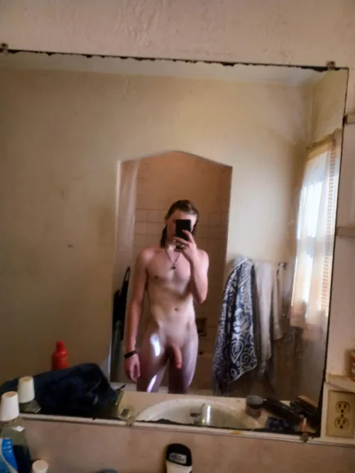 20m M4F Vancouver can host or drive