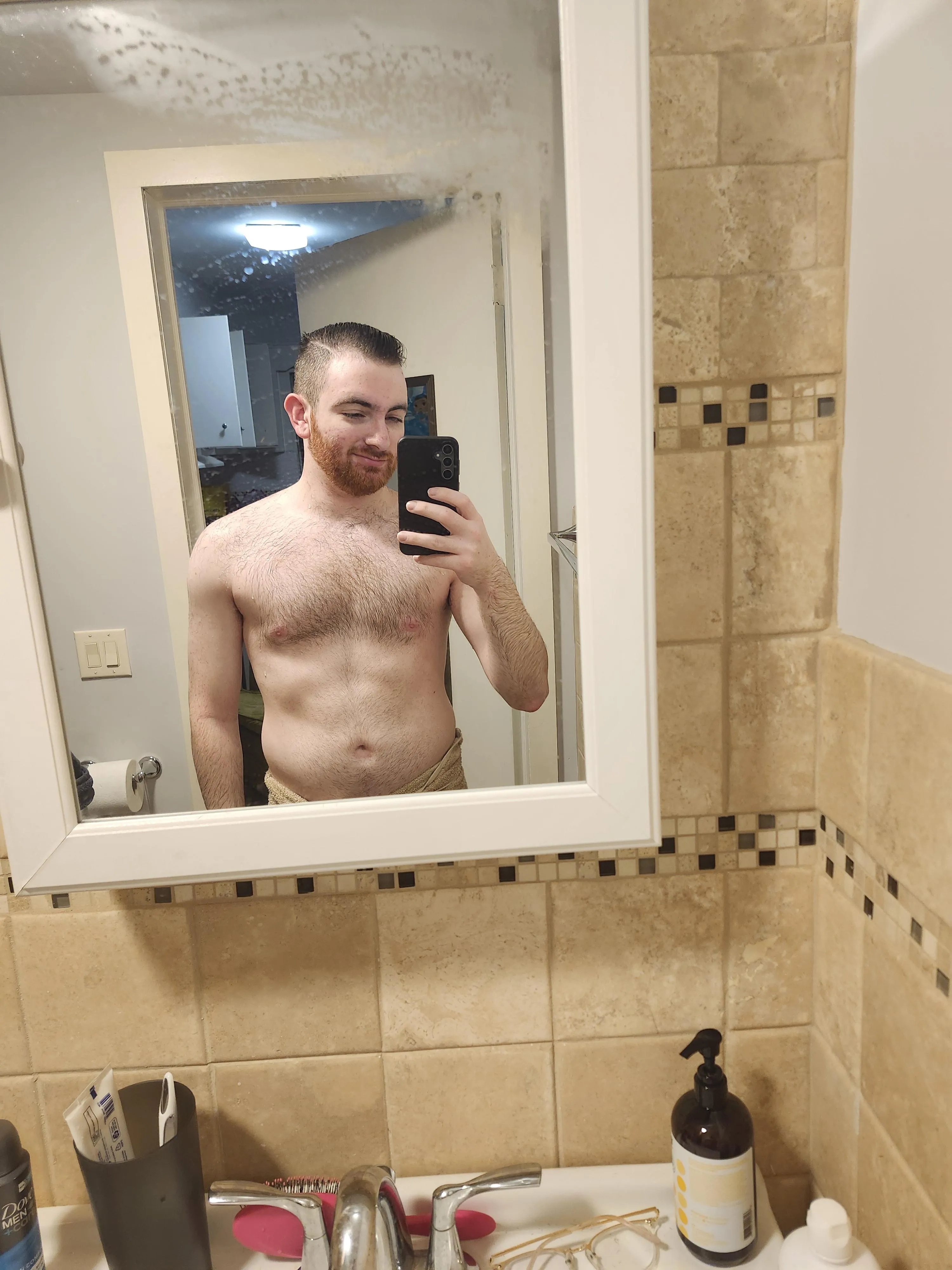 22m4f/mf looking for someone to come over and eat ice cream and chill in Montvale
