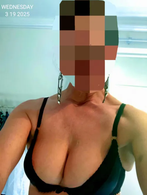 40F Czech visiting Boston Area April 21-25. F4F, F4MF
