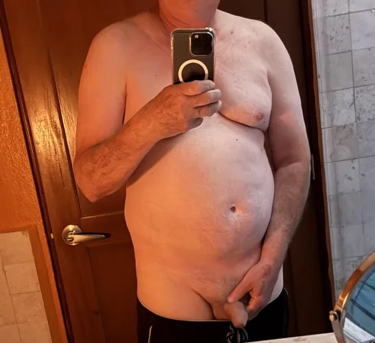 (70) looking for a grandpa bod?