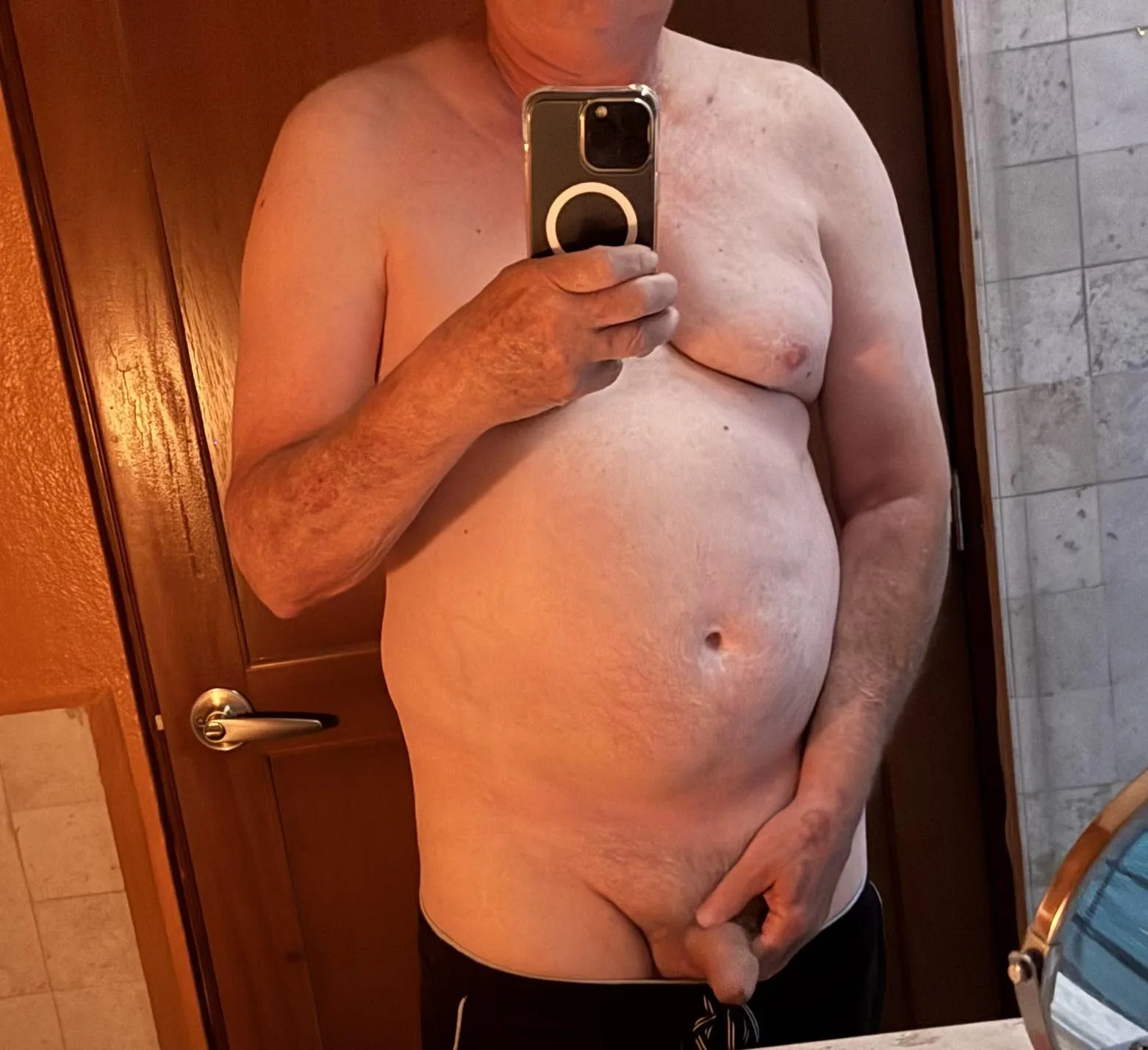 (70) looking for a grandpa bod?