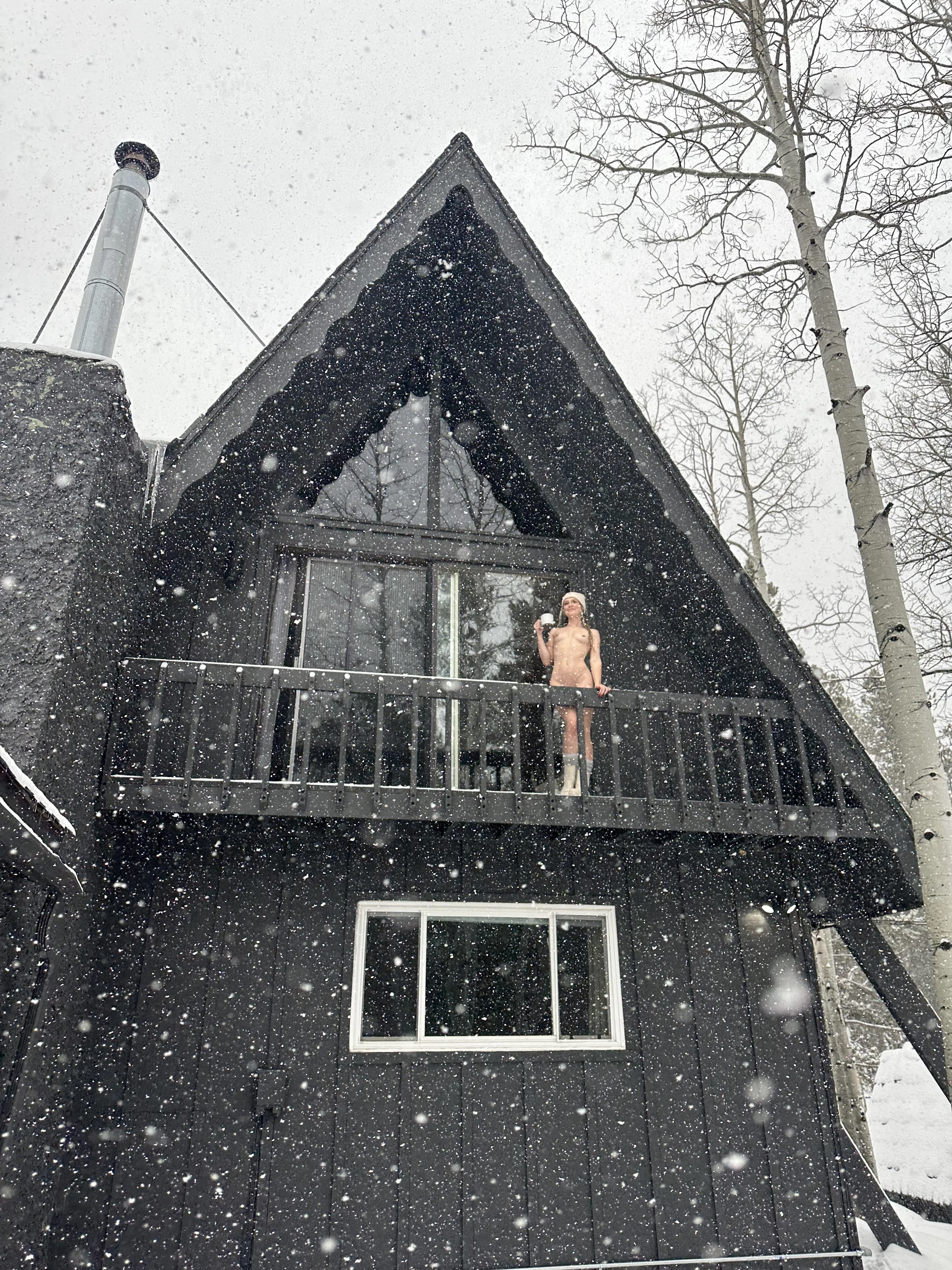 Dared to enjoy coffee on the patio in completely nothing (f)