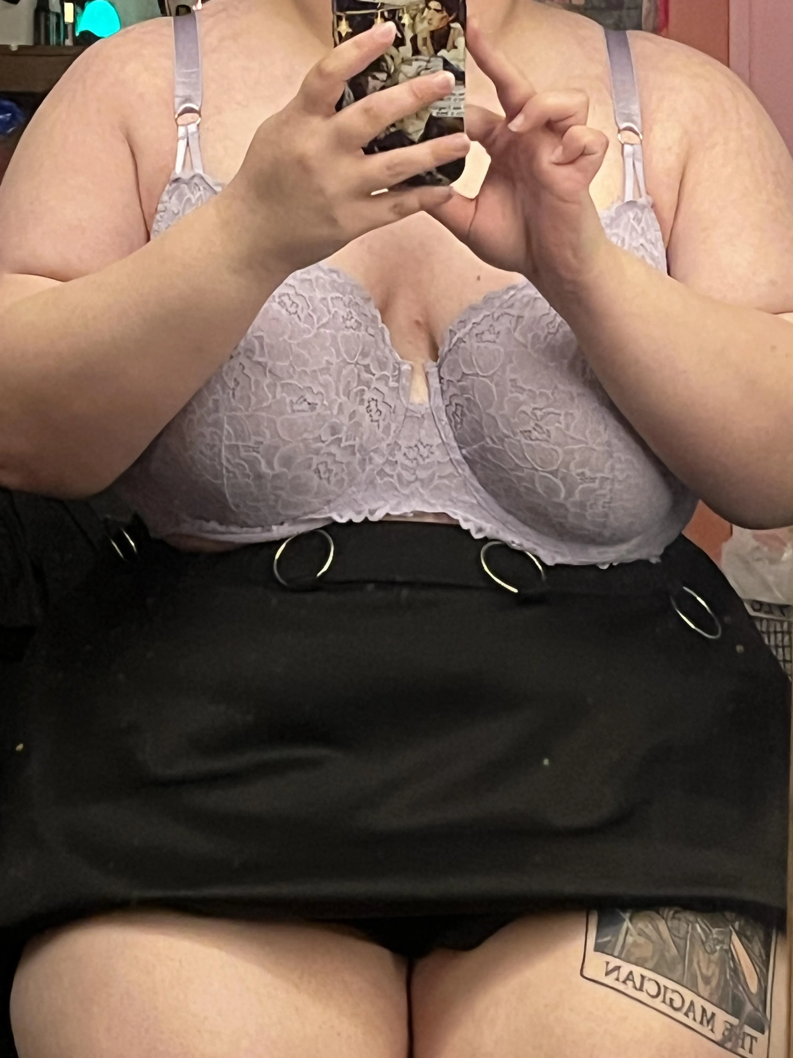 Do you like my outfit?