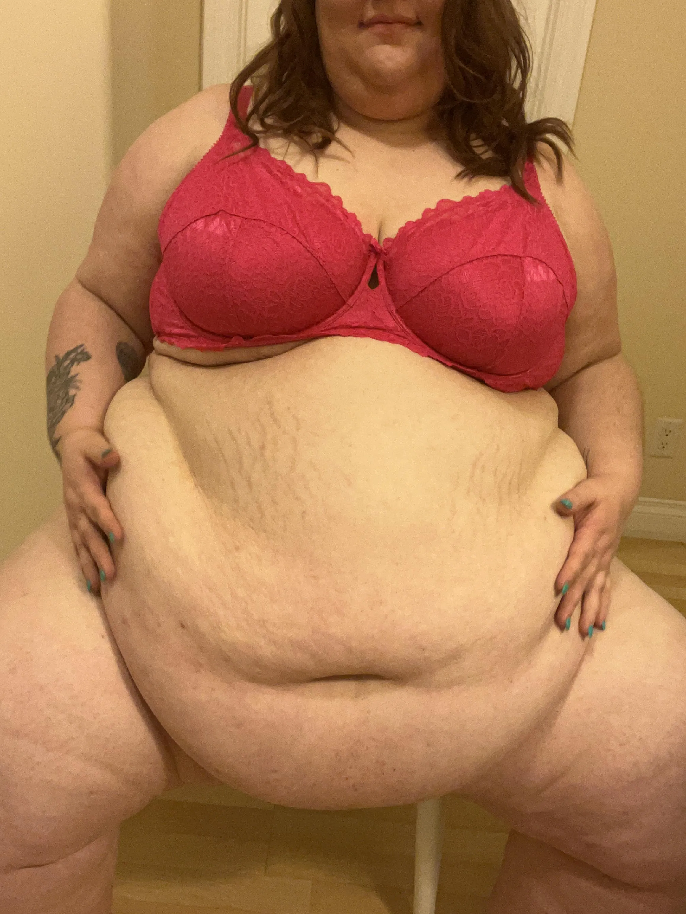 Don't you love how big I'm getting? 🥰