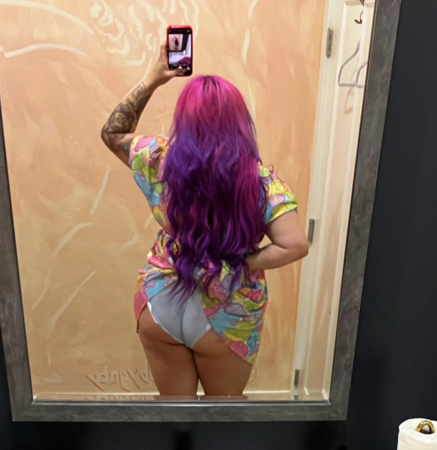 Emotional support booty pic