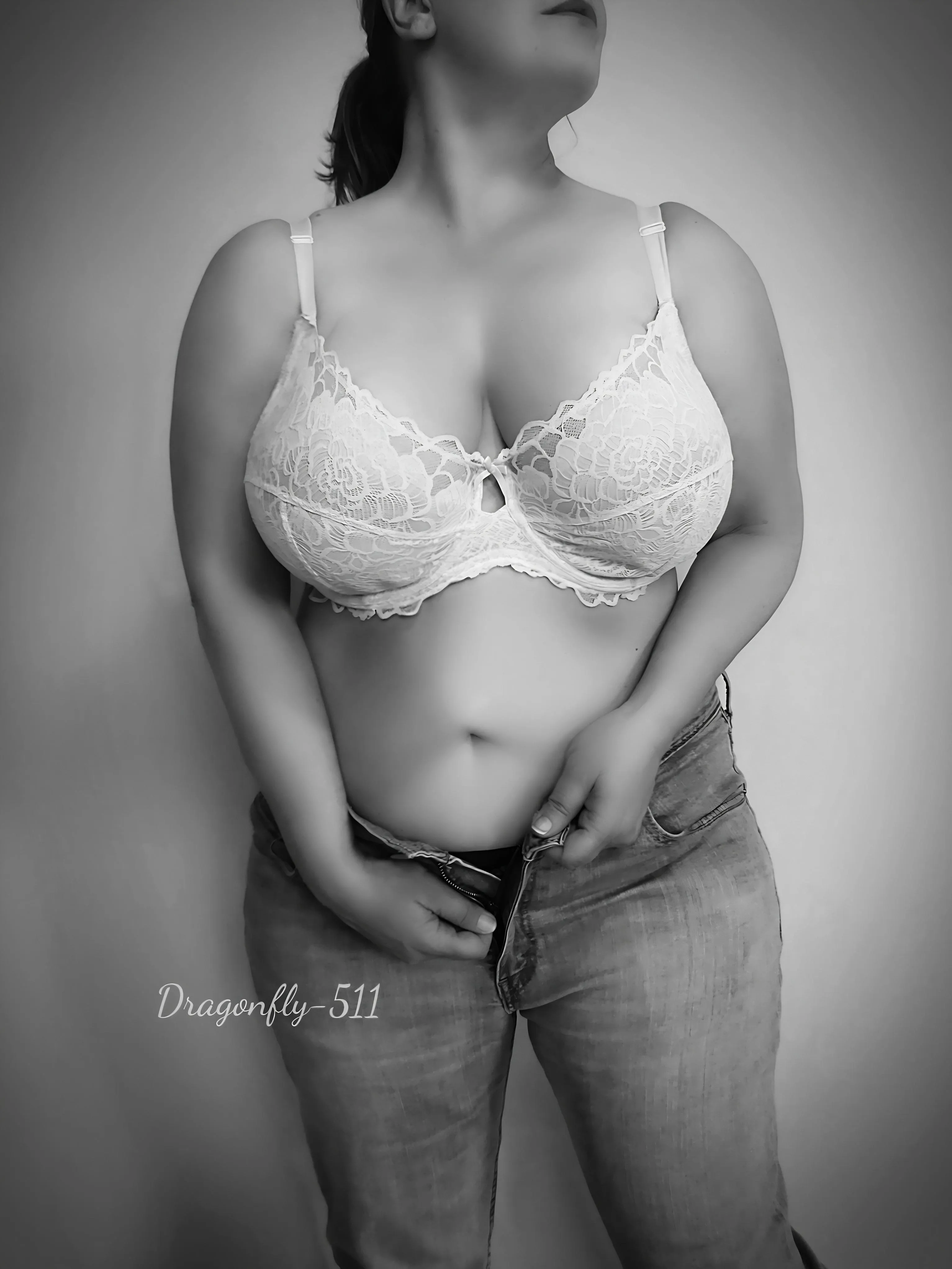 It's Friday! Let's get these stupid clothes off. 😅 [F50]