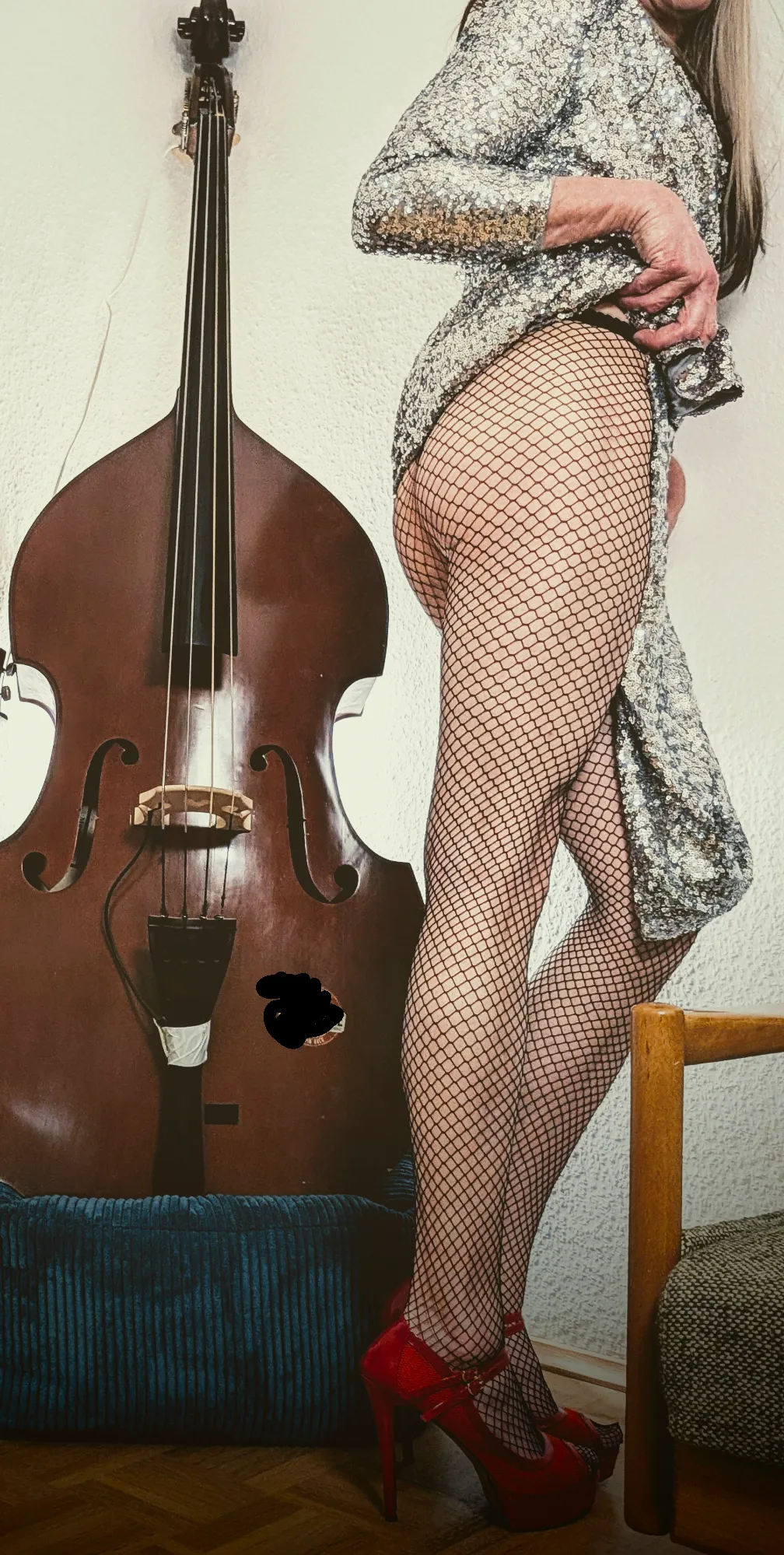 Legs, legs, legs ... Still the bass has more curves 😩