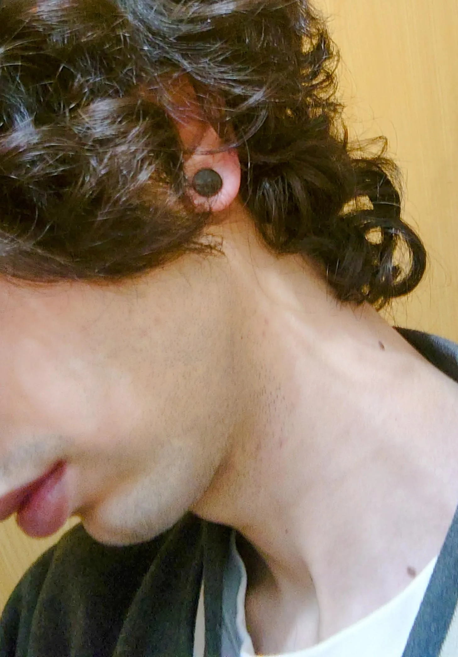 Curious 23M looking for F - Fingers crossed (Please check the comment)