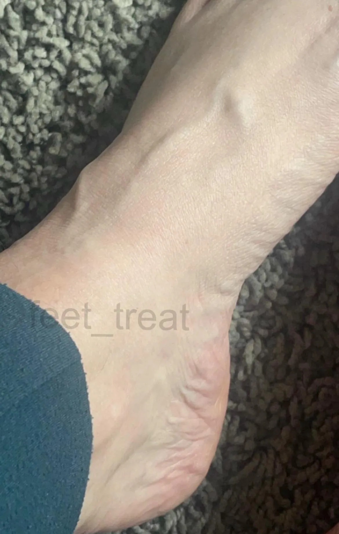[oc] Do you like veins & wrinkles? 45f