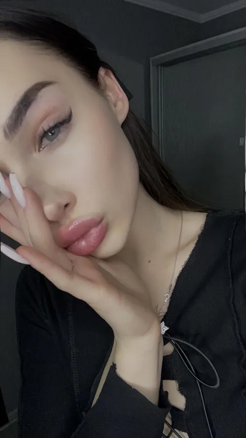 Once you’ve felt these lips, you’ll be hooked