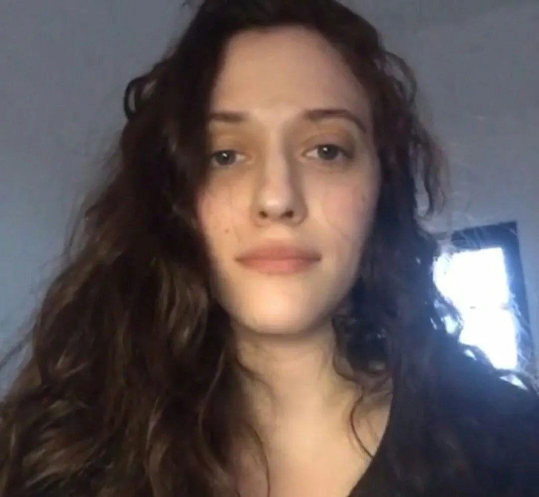 She’s so freaking perfect!!!!