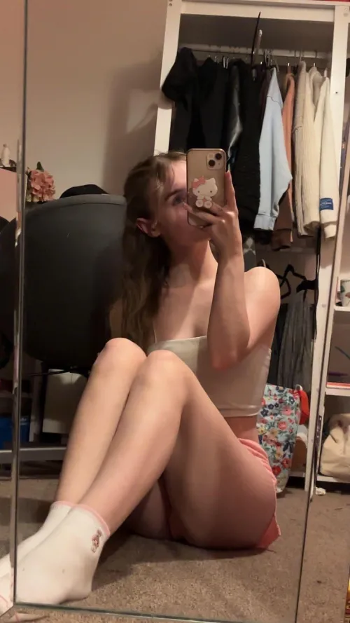 the socks make this look even cuter [F]