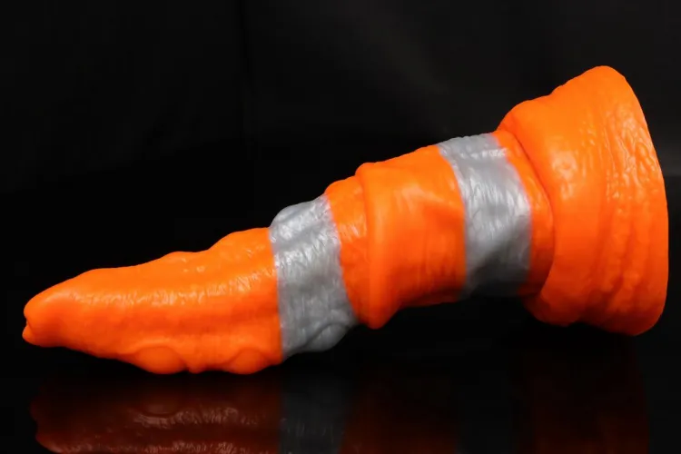 Traffic cone