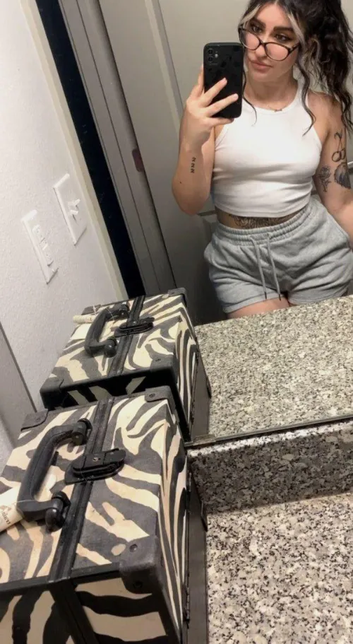 do you like petite slim girly?