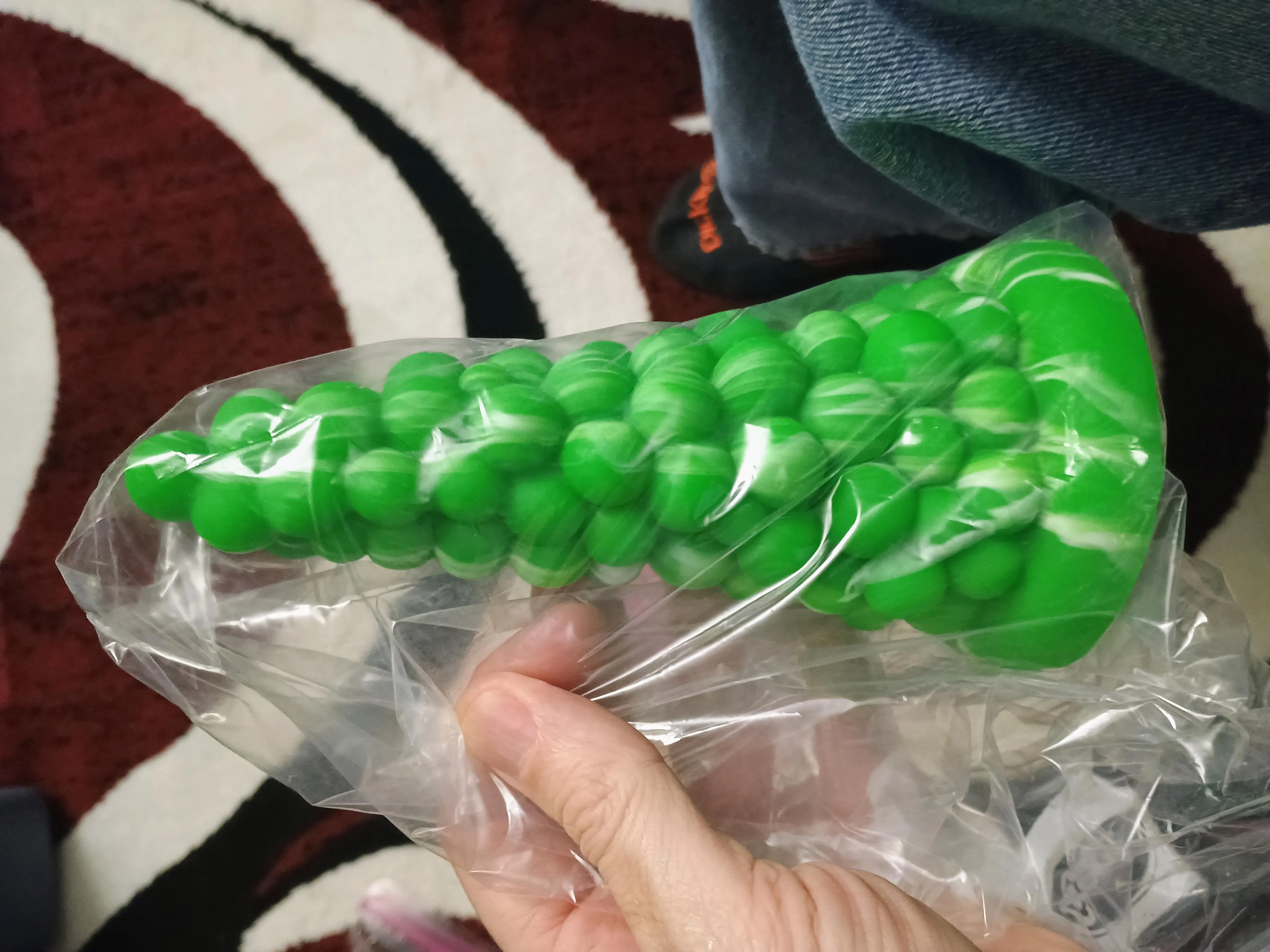 Grapes taste good, plus they feel amazing in you!