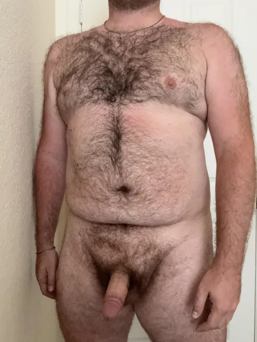 I think semi-hard nudes are hot