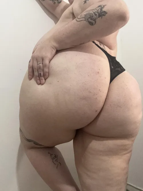 if this is not too fat for you, type your age and check inbox