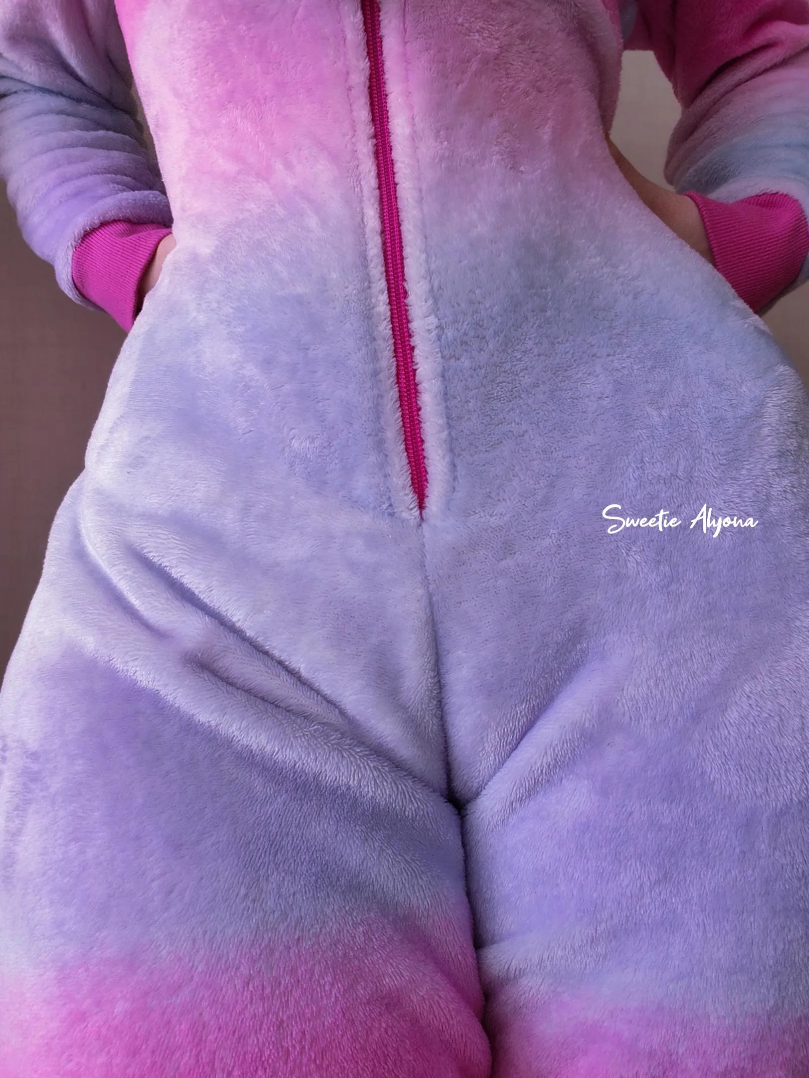 My cute onesie 🦄💜