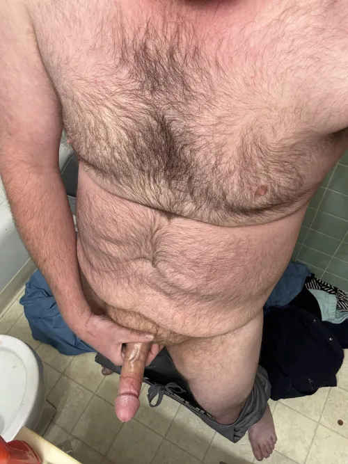 So many sexy guys here