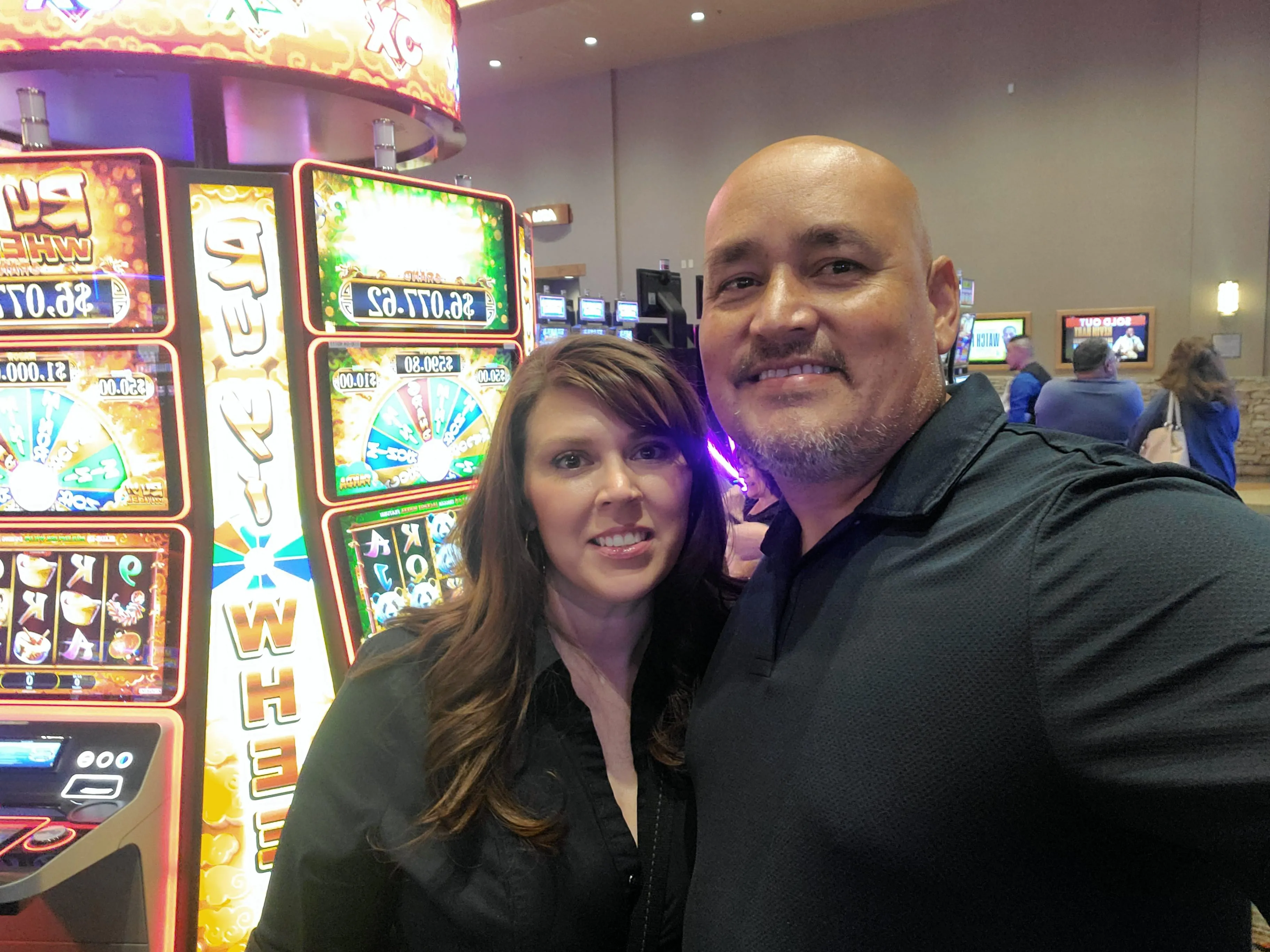 Visiting April 2-4 looking to get my wife a 4 hand massage. See where we can take it. Please be older that 40. 51m/43f [mfm], [mfmf].