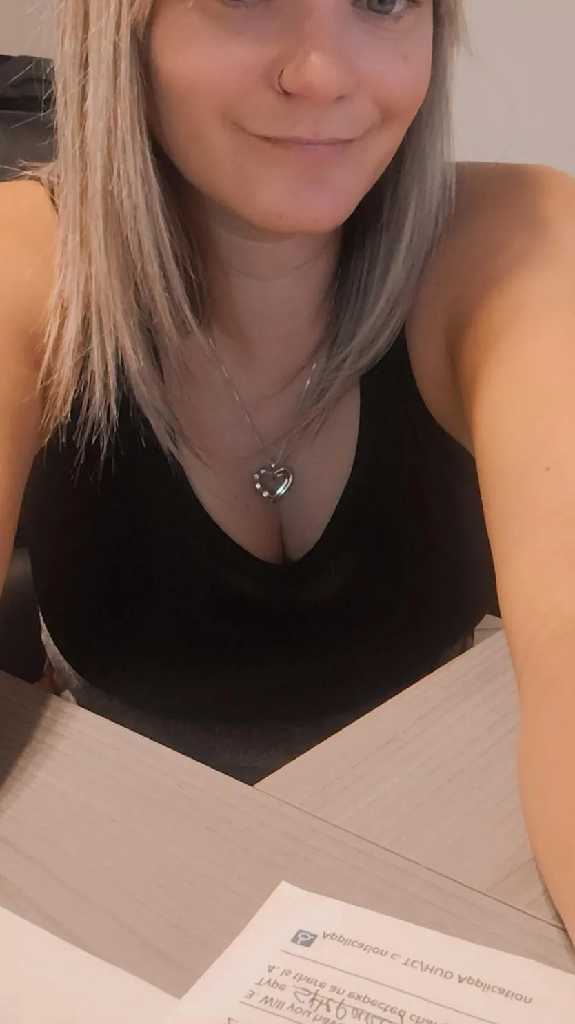 Any random dude who wants to get my nudes?